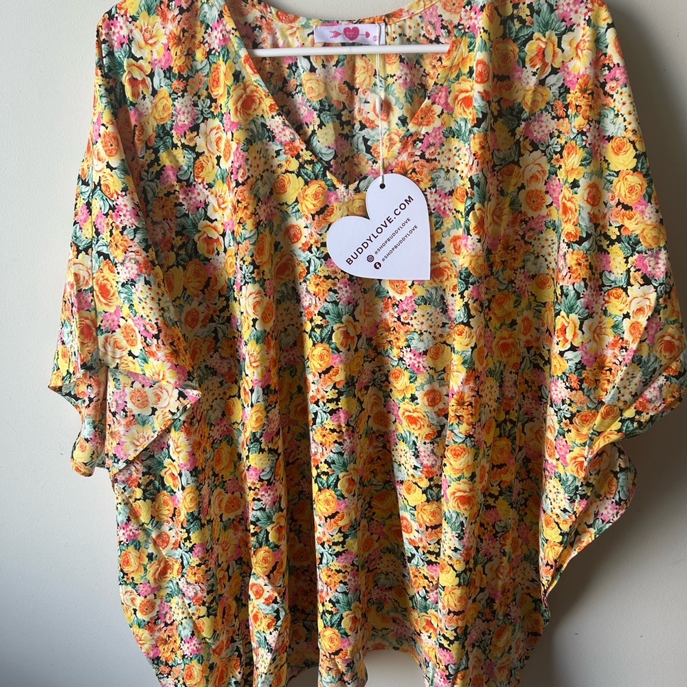 Buddy Love top
